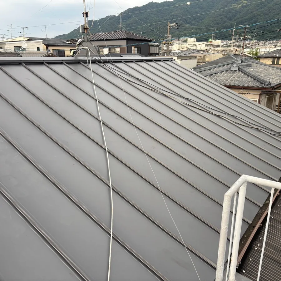 瓦屋根から立平葺きへの葺き替え 施工後